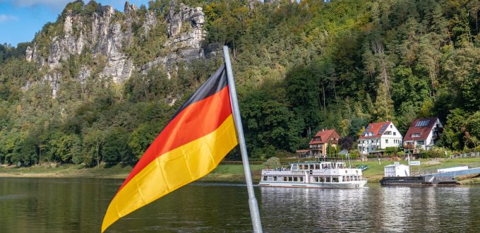 The Connection Between the German Language and German Philosophy 8 IGL Images